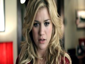 Kelly Clarkson Because Of You (Upscale)